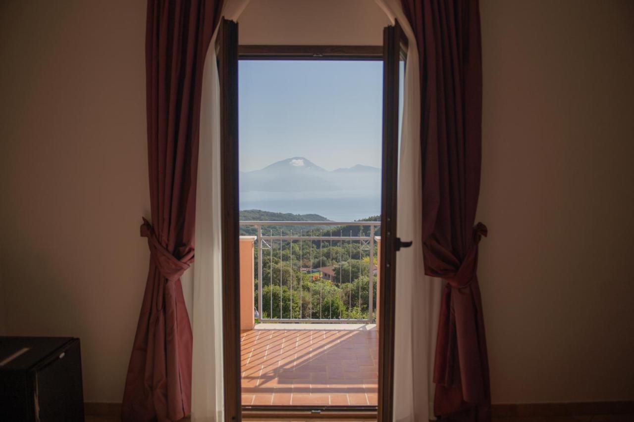 Hotel Caluna Charme Сан-Джованни-а-Пиро Экстерьер фото